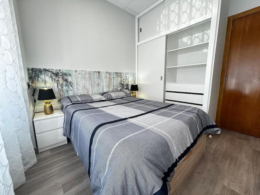 Apartamento Amueblado En El Centro De Madrid Exterior foto