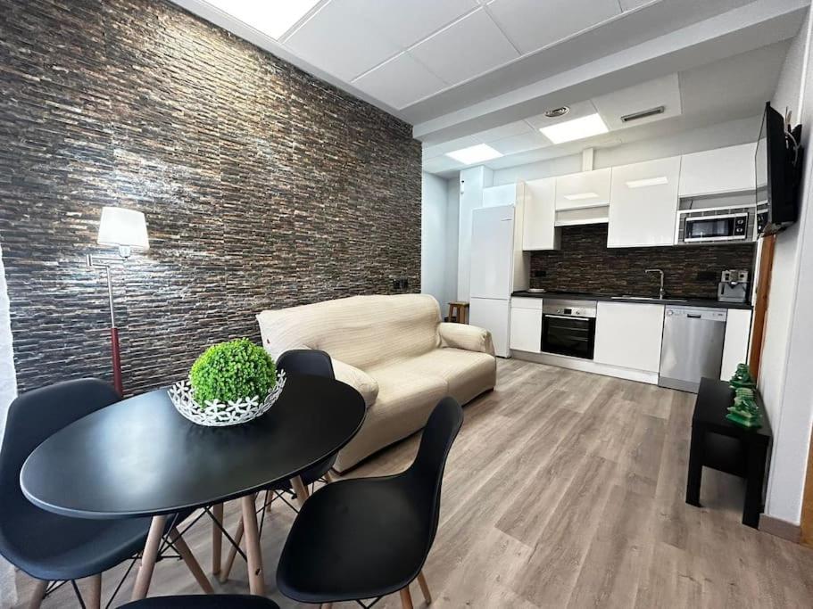 Apartamento Amueblado En El Centro De Madrid Exterior foto